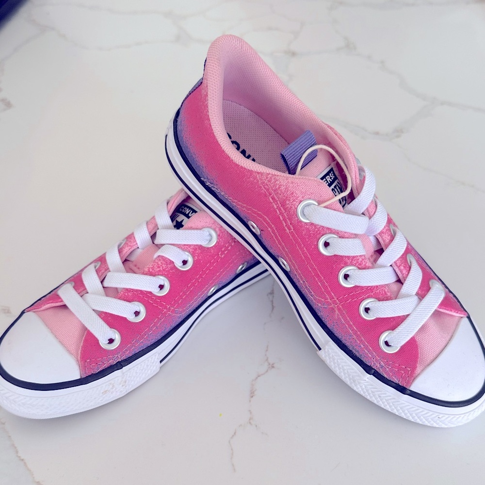 Converse All⭐️Star Low Tops Kids Size 1